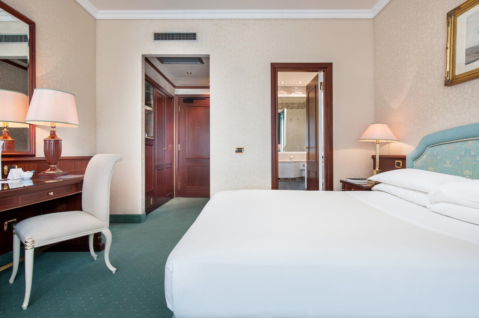 Royal Hotel Carlton Bologna Esterno foto
