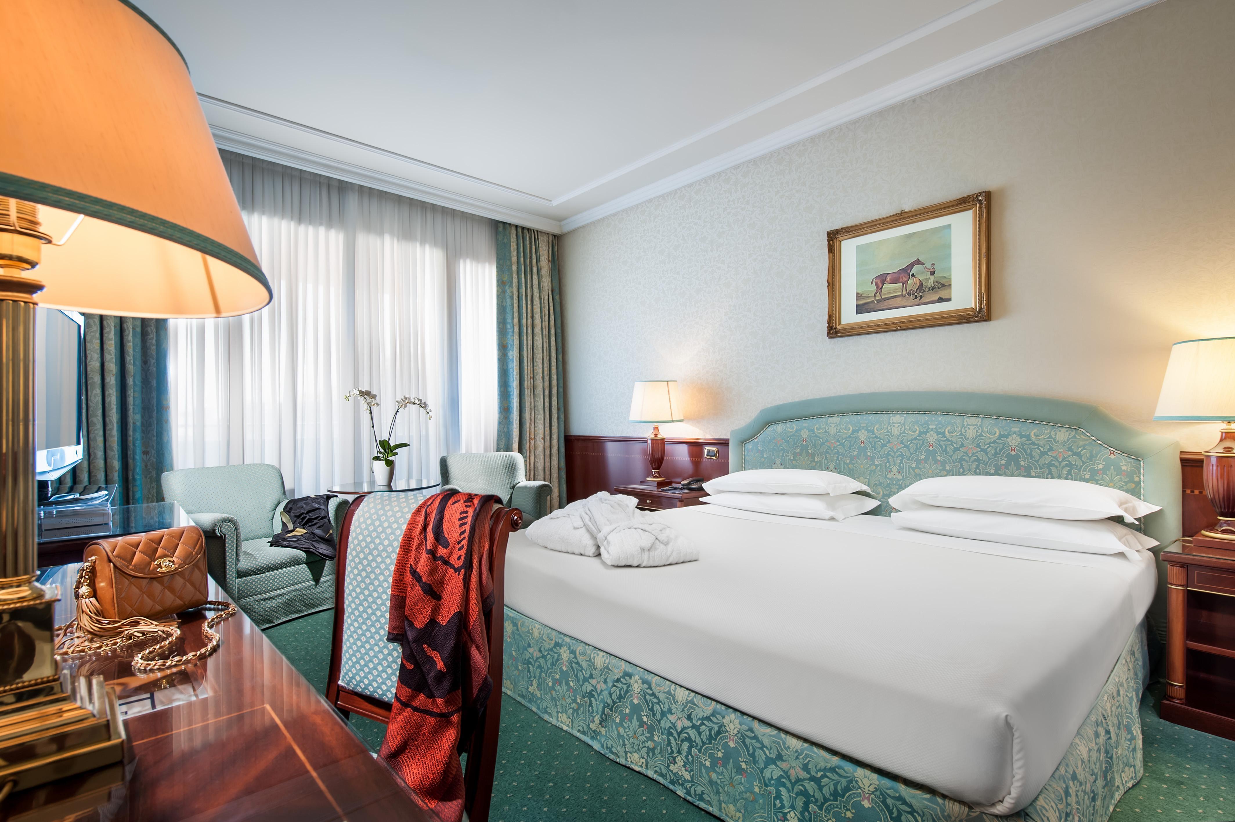 Royal Hotel Carlton Bologna Esterno foto