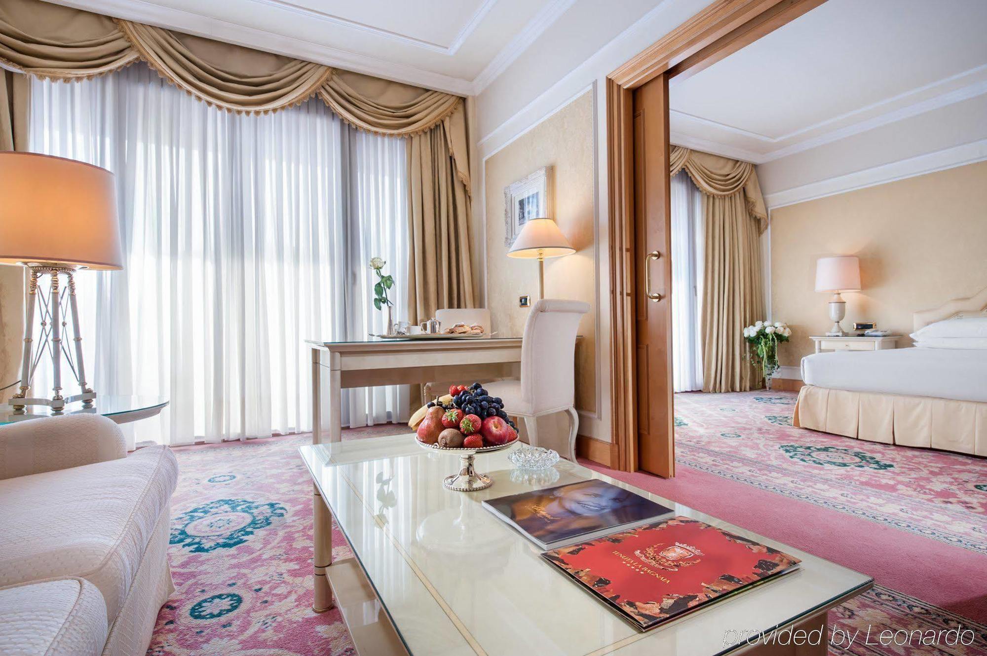 Royal Hotel Carlton Bologna Esterno foto